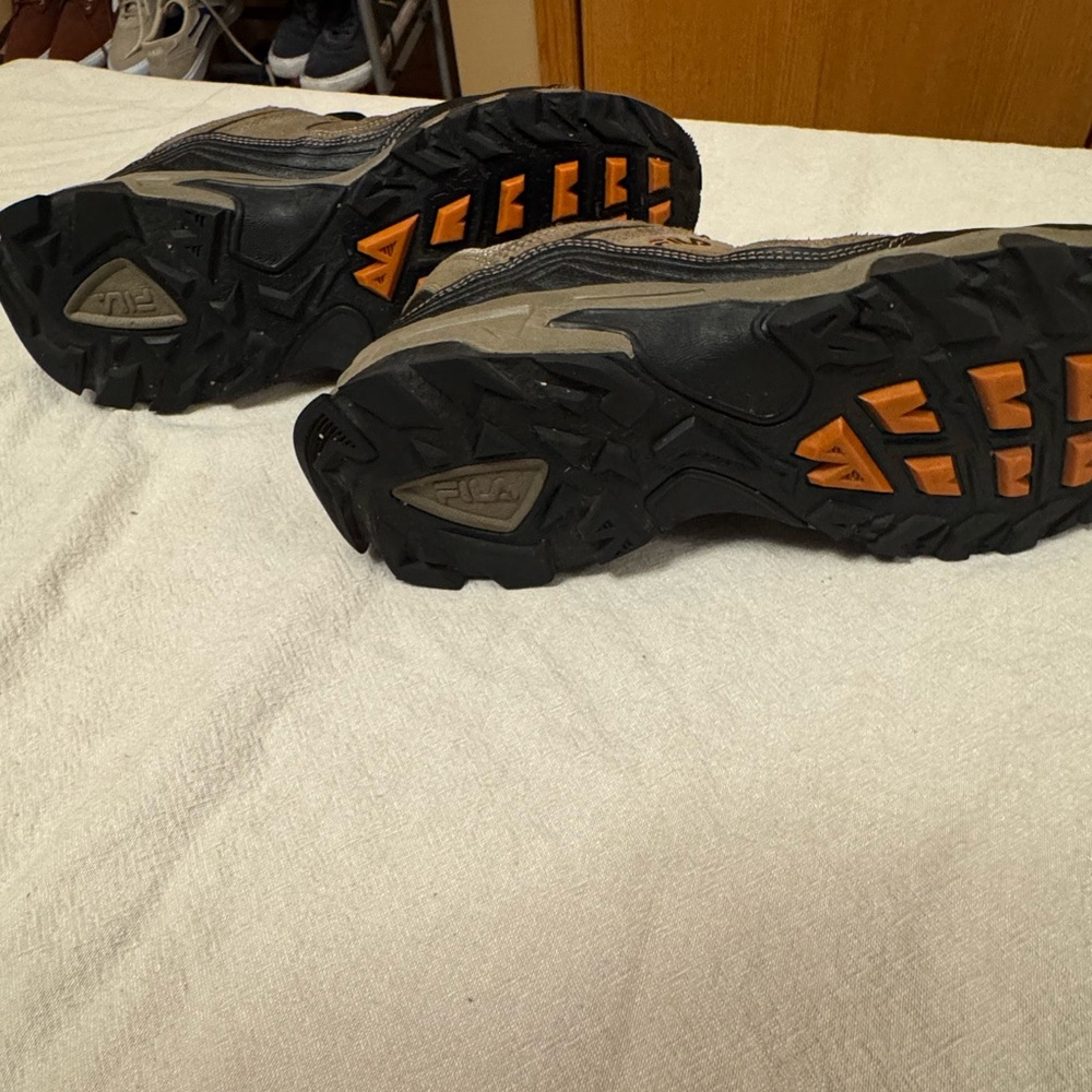 Fila Tan and Black Athletic Shoes for Outdoor Adventures - Picture 2 of 5